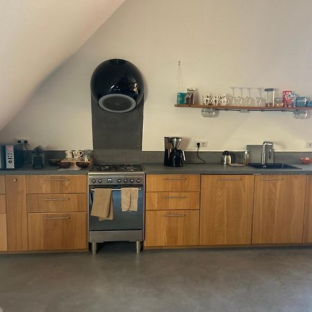 Slaopen En Stoet Panzió Anderen Kültér fotó